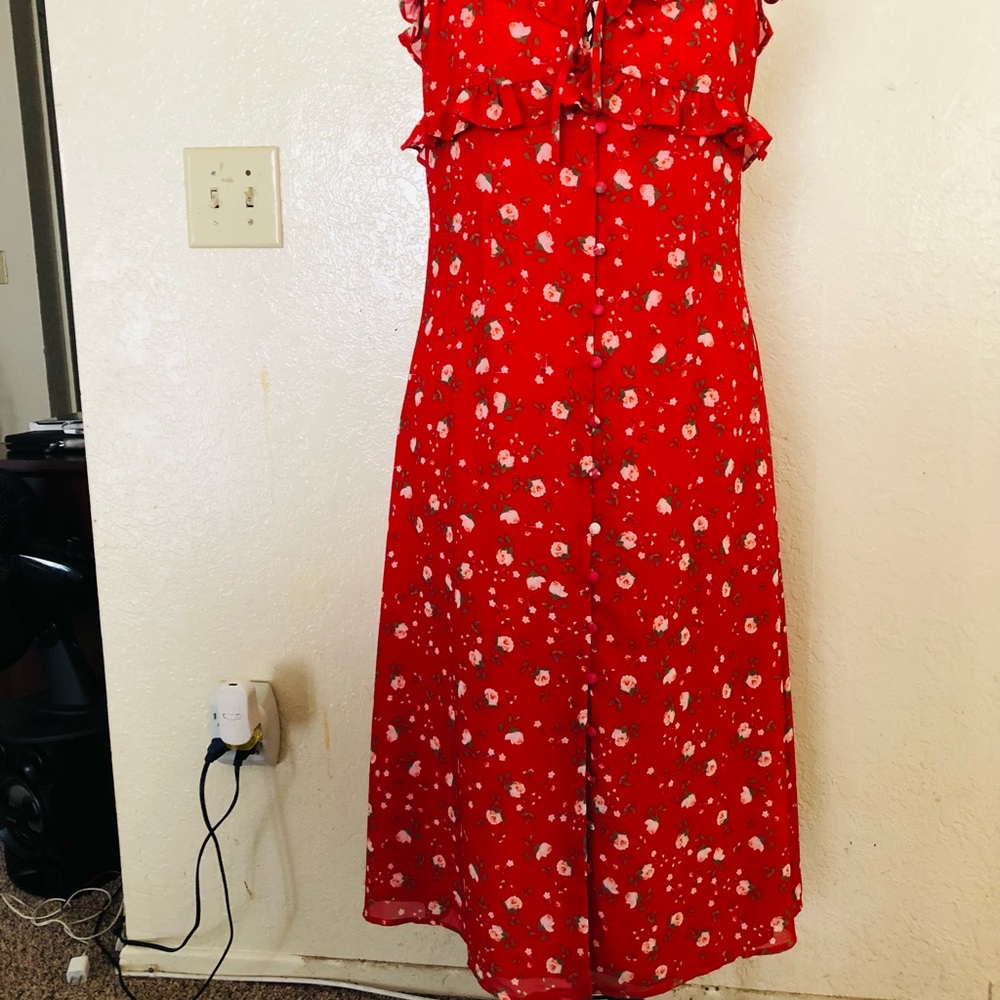 Dress - Picture 2 of 5